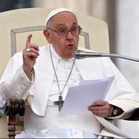 Papa Franjo: Narodima i svijetu potreban mir