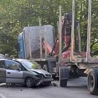 Sudar kamiona i automobila u Rogoju: Saobraćaj bio obustavljen