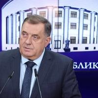 Udruženje novinara traži izvinjenje od Dodika