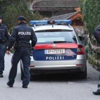 Vozači iz BiH sudarili se u Austriji: Jedan drugog vukao 100 metara, pa onda završili u bankini