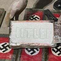 Velike količine kokaina zaplijenjene: Droga bila na putu ka Evropi, označena nacističkom zastavom