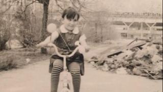 Karić se prisjetila reintegracije Grbavice: Objavila fotografiju iz djetinjstva