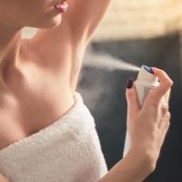 Jedan simptom raka dojke koji možemo uočiti pri korištenju dezodoransa