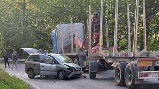 Sudar kamiona i automobila u Rogoju: Saobraćaj bio obustavljen