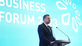 Konaković na Sarajevo Business Forumu: Zajedno moramo graditi sigurniju ekonomiju