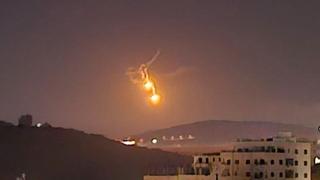 Iran pokrenuo napad na Izrael, lansirao je desetine dronova kamikaza