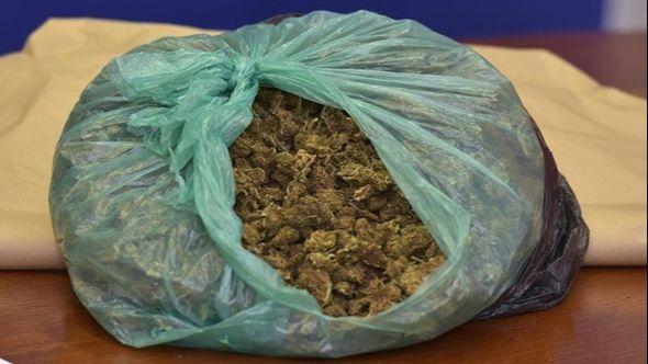 Kilogram marihuane stigao je u paketu iz Kanade - Avaz