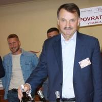 Osmi salon vina "Vinozeus" u Zenici danas okupio 18 izlagača vina iz BiH i zemalja regiona