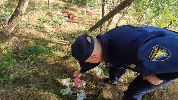 Granična policija BiH na terenu redovno pronalazi uništene pasoše iz Turske - Avaz