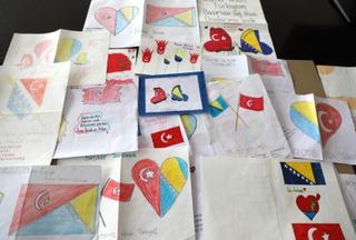 Učenici iz BiH pisali pisma podrške za vršnjake u Turskoj