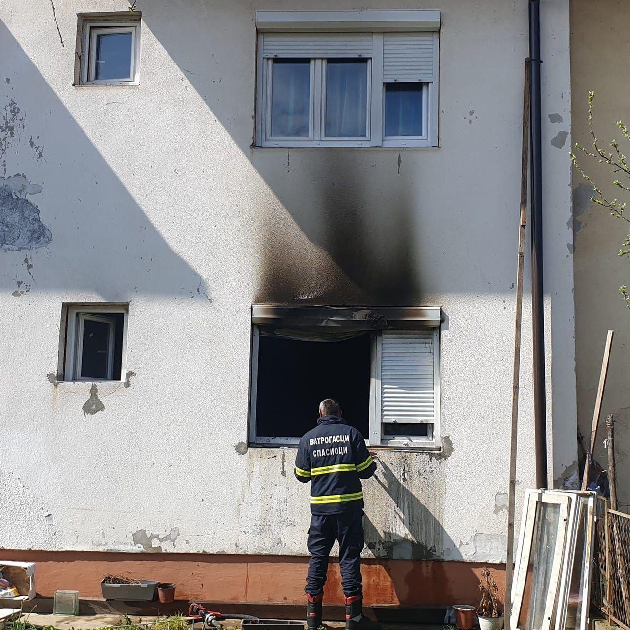 Gorjela kuća u Bratuncu: Nema povrijeđenih osoba