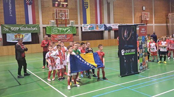 Mladi fudbaleri FK Dobrinja osvojili prvo i drugo mjesto na turniru u St. Poltenu - Avaz