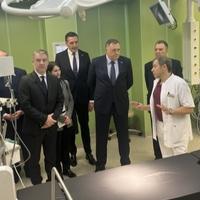 Dodik stigao u Bjelorusiju: Sa Šeranićem posjetio Minski naučni praktični centar za hirurgiju, transplataciju i hematologiju