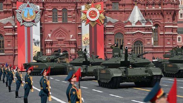 Sa ranije vojne parade održane u Rusiji - Avaz