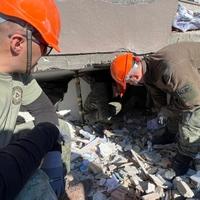 Kosovski specijalci: Spasili dvogodišnje dijete i majku ispod ruševina