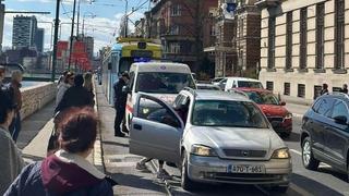 Pješak povrijeđen na Obali Kulina bana u Sarajevu, tramvaji nakratko nisu radili