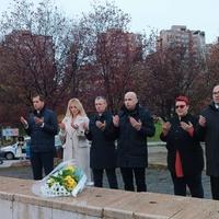 Polaganjem cvijeća na spomeniku "Kameni spavač" obilježen Dan državnosti BiH u Zenici