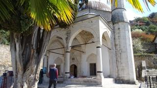 Video / Šišman Ibrahim-pašina džamija u Počitelju plijeni svojom ljepotom