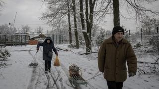 Civili u Ukrajini provode živote u skloništima u Časiv Jaru, koji je pod ruskim napadima