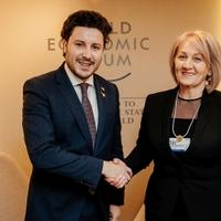 Nova predsjedavajuća Vijeća ministara BiH Krišto u Davosu razgovarala s Dritanom Abazovićem