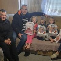 Sve je više pozitivnih primjera, za beskućnike niču kuće: Salihbašić paketićima obradovao petero malih Tukića