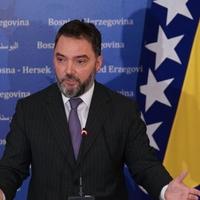 Košarac: "Zabrinjavajuće je da će bošnjački dvojac u Predsjedništvu BiH blokirati izbor generala OS BiH"