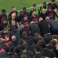 Video / Navijači Milana postrojili igrače nakon debakla