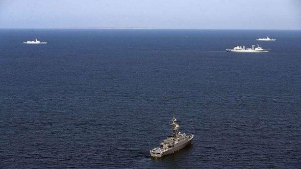 Kineski i ruski ratni brodovi - Avaz