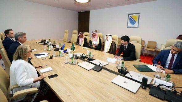 Zvizdić speaks with the delegation of the Consultative Assembly of the Kingdom of Saudi Arabia - Avaz