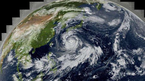 Japan se priprema za obilne kiše dok se tajfun Mawar  - Avaz