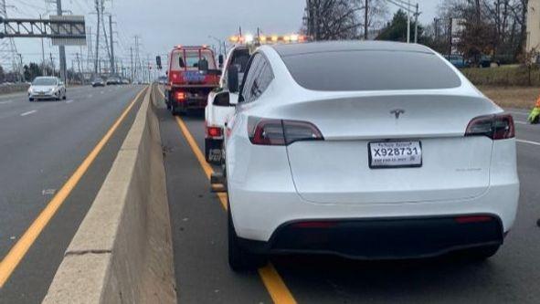 Tesla: Morao na servis - Avaz