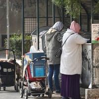 Bosna i Hercegovina je "bogata" po broju siromašnih: Narod jede iz kontejnera!