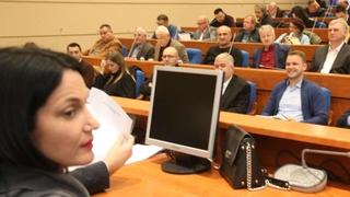 Jelena Trivić: Oni koji su bliski  vlasti moraju se udaljiti
