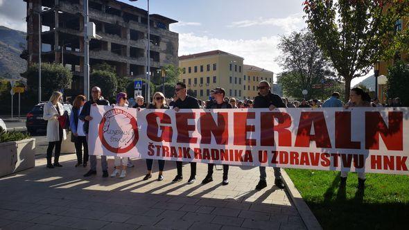 Protestna šetnja u Mostaru - Avaz