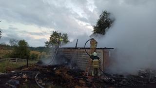Požar u Čevljanovićima: Udar groma zapalio štalu, stradalo 25 grla stoke