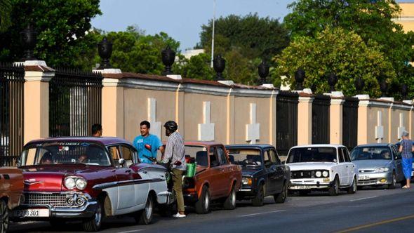 Red za gorivo na Kubi - Avaz