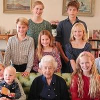Kraljevska porodica objavila fotografiju Elizabete s unucima