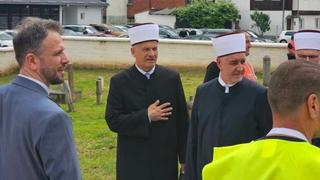 Reisu-l-ulema Husein ef. Kavazović stigao na svečano otvorenje džamije Arnaudije