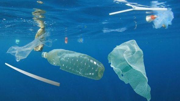 plastika u moru - Avaz