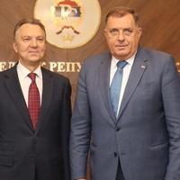 Dodik održao sastanak sa bjeloruskim ambasadorom u BiH