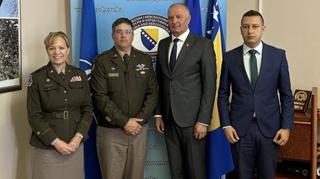 Ministar Helez u nastupnu posjetu primio novog generala NATO Štaba Sarajevo,
Metjua Valasa: BiH mi je blizu srca
