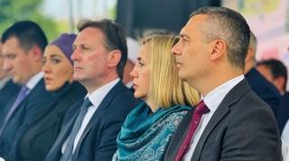 Delegacija Vlade Federacije BiH na otvaranju obnovljene džamije Arnaudija 