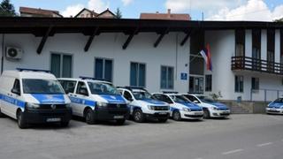 Kafanska tučnjava u Mrkonjić-Gradu: Muškarac uboden nožem u rame, završio u bolnici