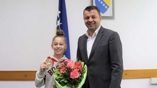 Hurtić primio balkansku prvakinju u karateu Lejlu Smajlović iz Bratunca