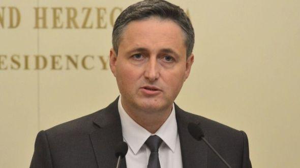 Denis Bećirović - Avaz