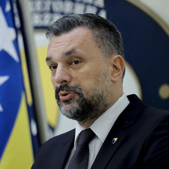 Konaković poručio Komšiću: Od kad ste glavom iznad pijeska počeli sa porukama, SNSD je nezaobilazni politički faktor