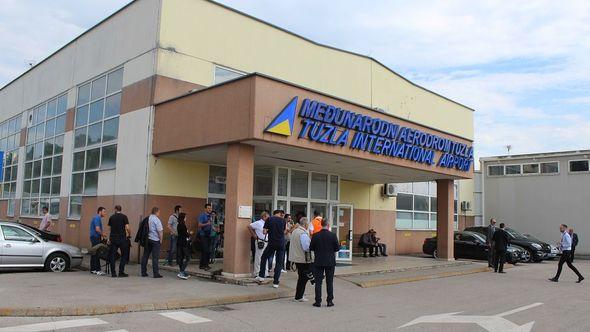 Međunarodni aerodrom Tuzla - Avaz