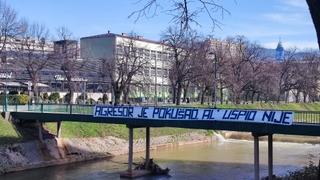 Dan kada je Grbavica vraćena Sarajevu, osvanula poruka na mostu