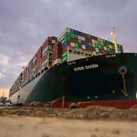 Kontejnerski brod blokirao Suecki kanal