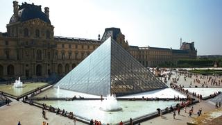 Louvre čuvar neprocjenjivih artefakata iz cijelog svijeta